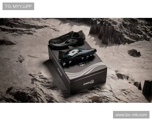 足球鞋袋球星图案设计解析及其背后的品牌文化探索